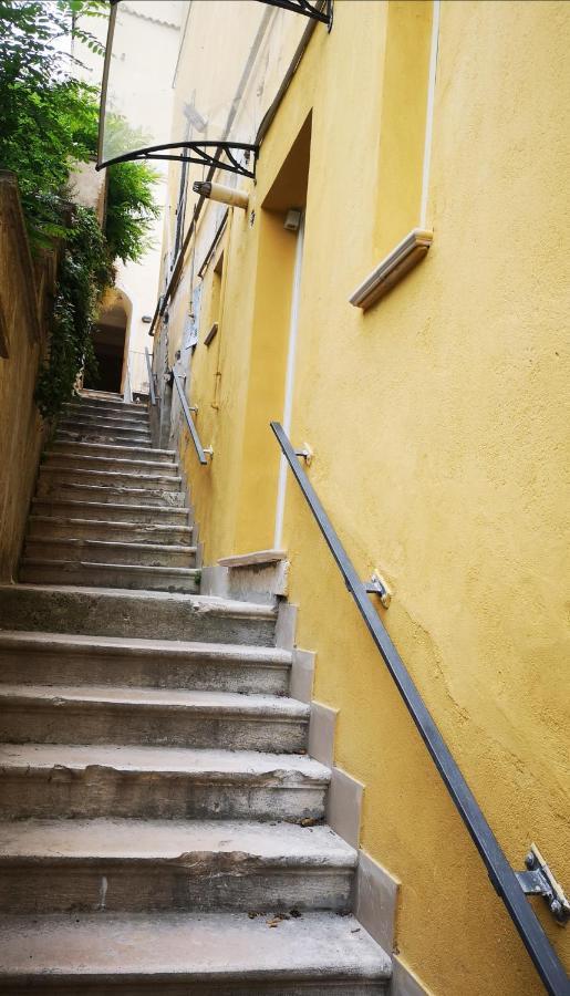Hypnos Sleep And Go Apartman Benevento Kültér fotó